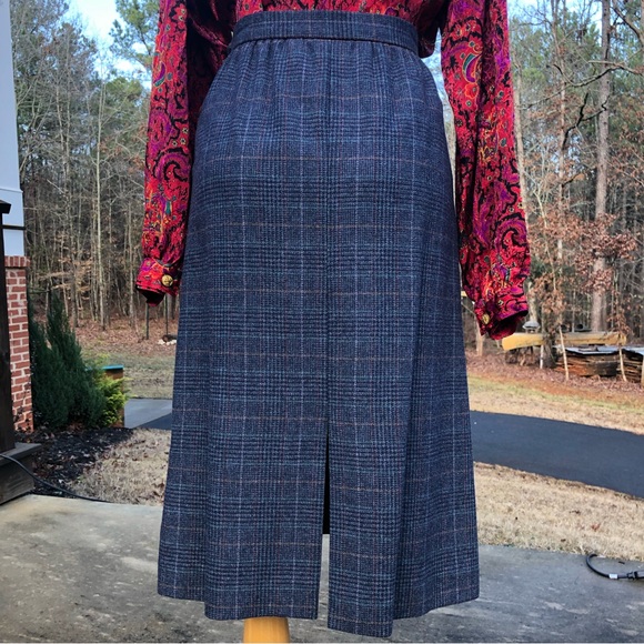 Vintage JH Collectibles skirt set suit - Picture 4 of 16